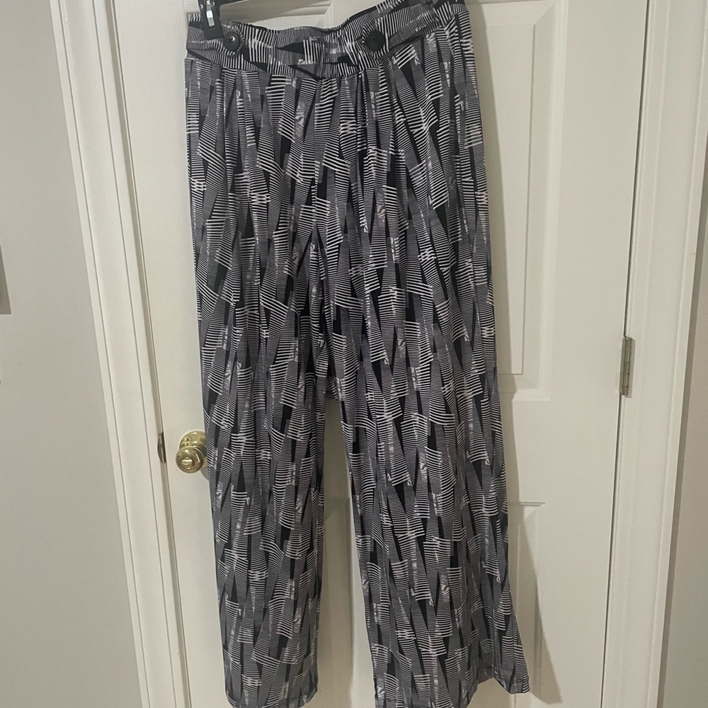 Xl Robert Louis pants pallazo style new
